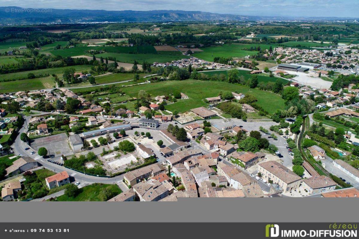 Appartement à BEAUMONT-LES-VALENCE