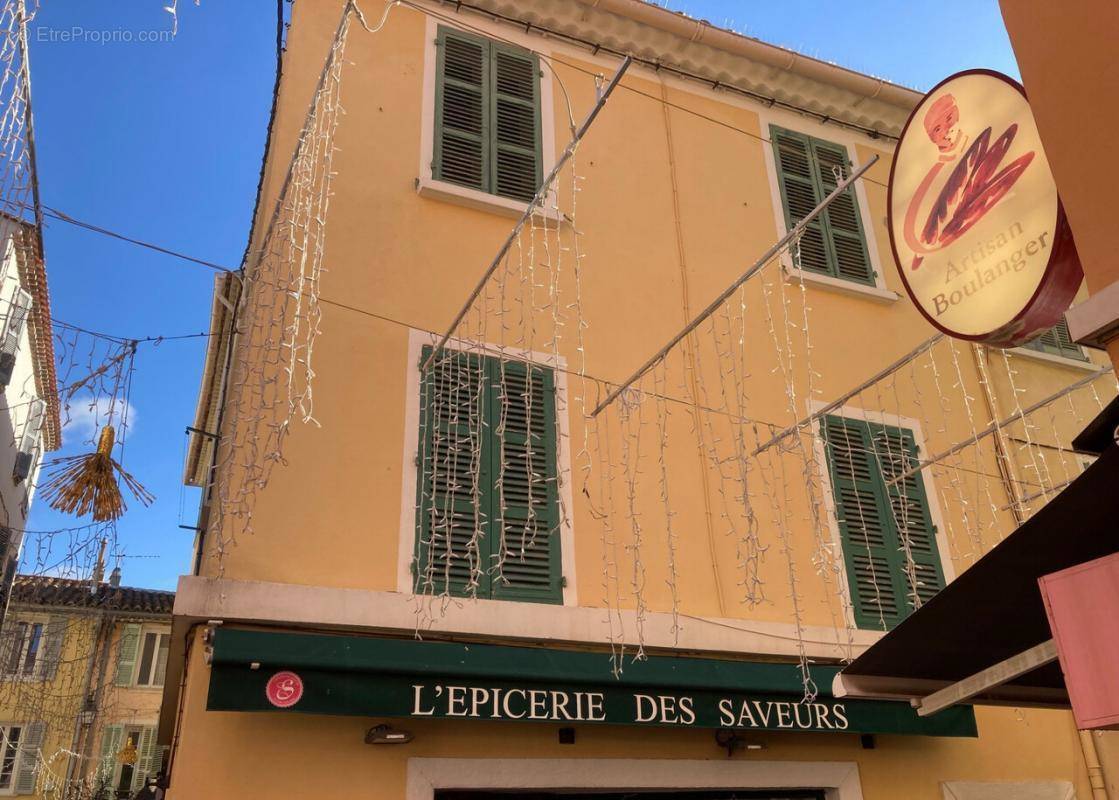 Appartement à SANARY-SUR-MER