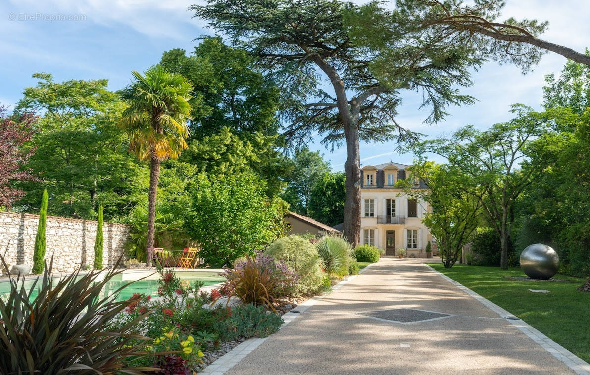 Maison à VILLENEUVE-SUR-LOT