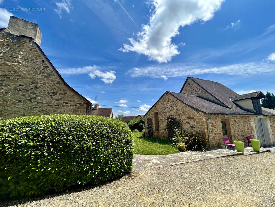 Maison à SAINT-SULPICE-D&#039;EXCIDEUIL