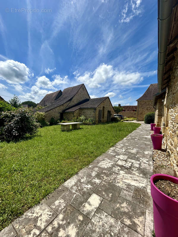 Maison à SAINT-SULPICE-D&#039;EXCIDEUIL