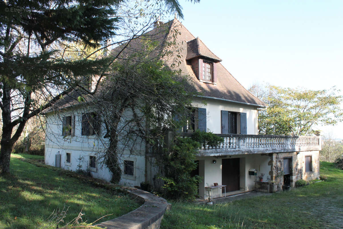 Maison à THIVIERS