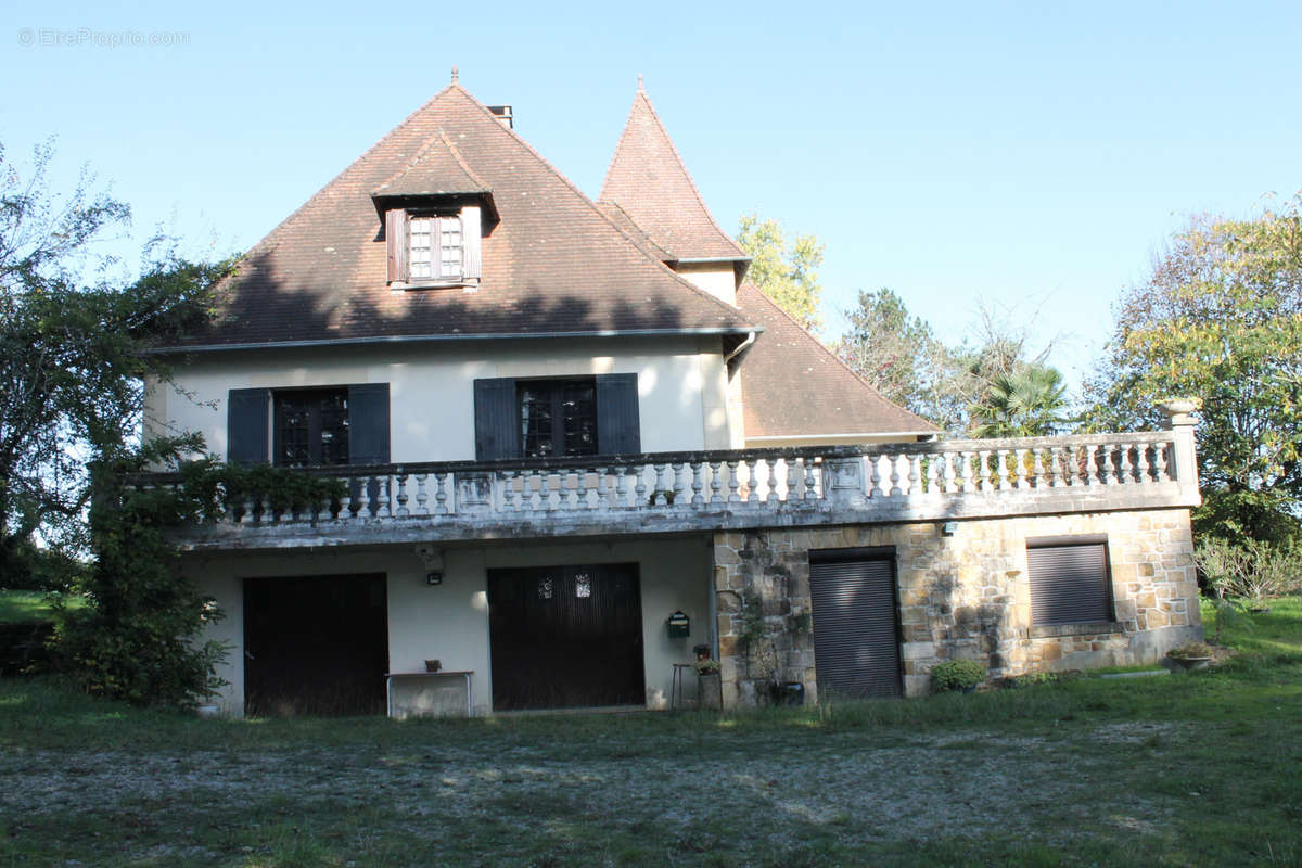 Maison à THIVIERS