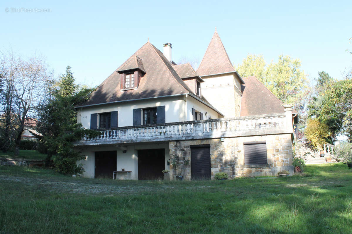 Maison à THIVIERS