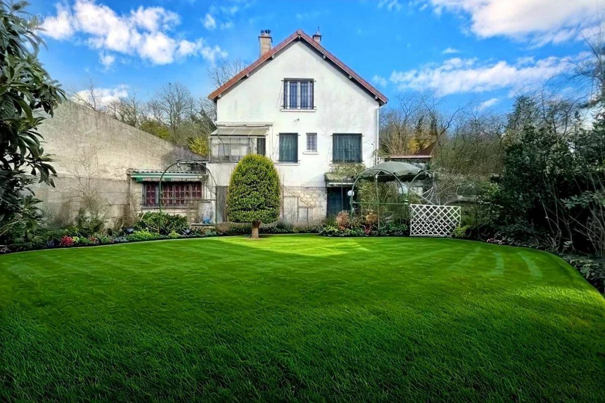 Maison à MONTREUIL