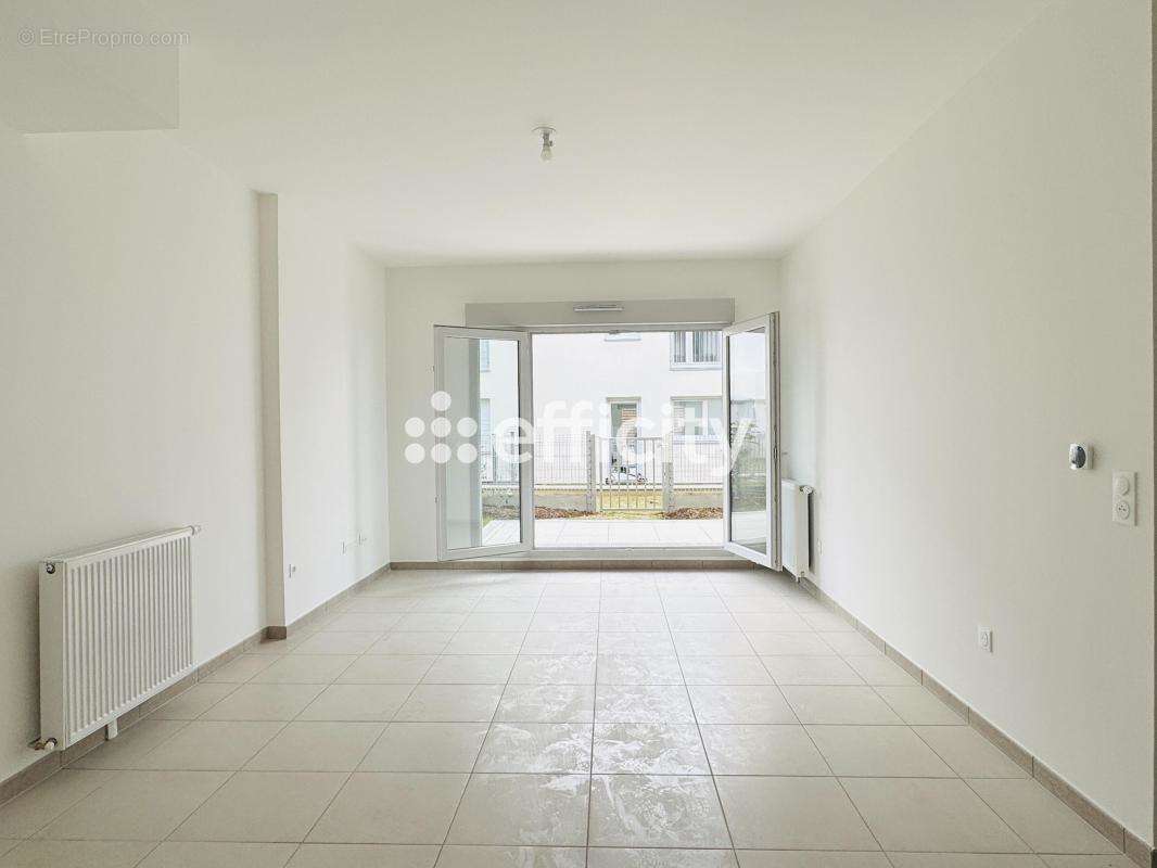 Appartement à ROSNY-SOUS-BOIS