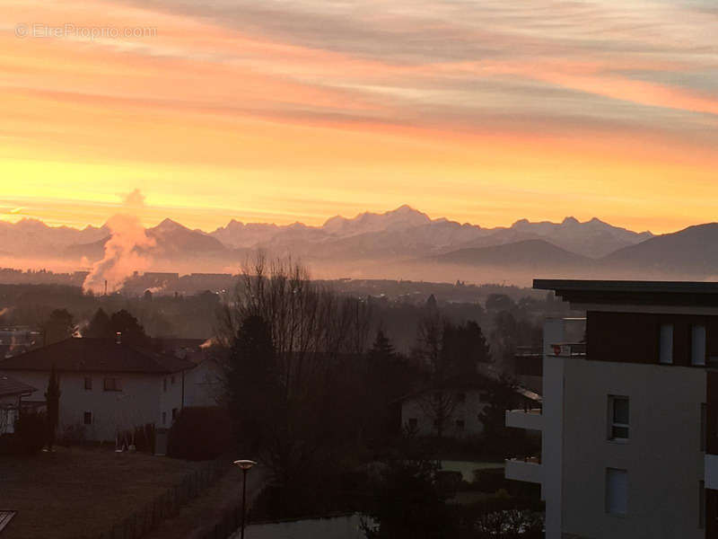 Appartement à PREVESSIN-MOENS