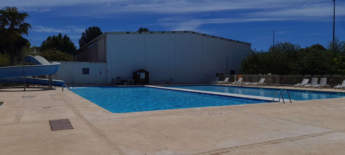 Appartement à LA LONDE-LES-MAURES