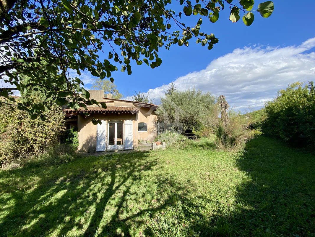 Maison à LIVRON-SUR-DROME