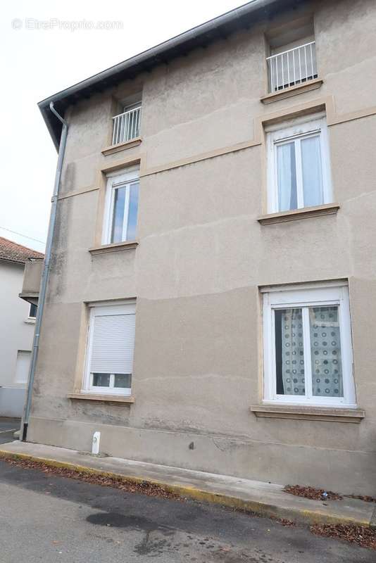 Appartement à ANDREZIEUX-BOUTHEON