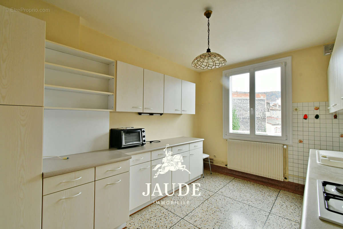 Appartement à CHAMALIERES