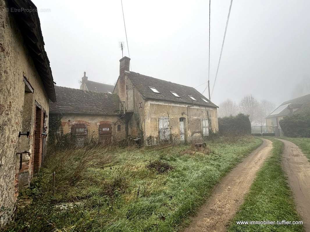 Maison à DOLLON