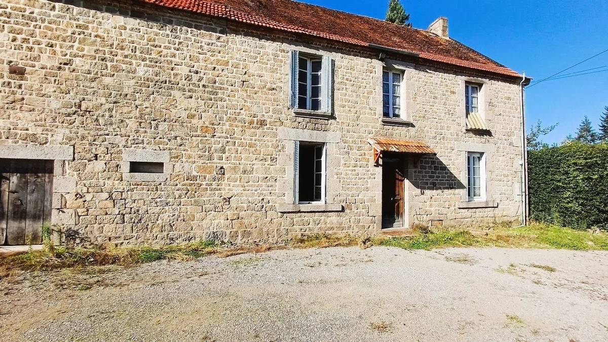 Maison à SAINT-CHABRAIS