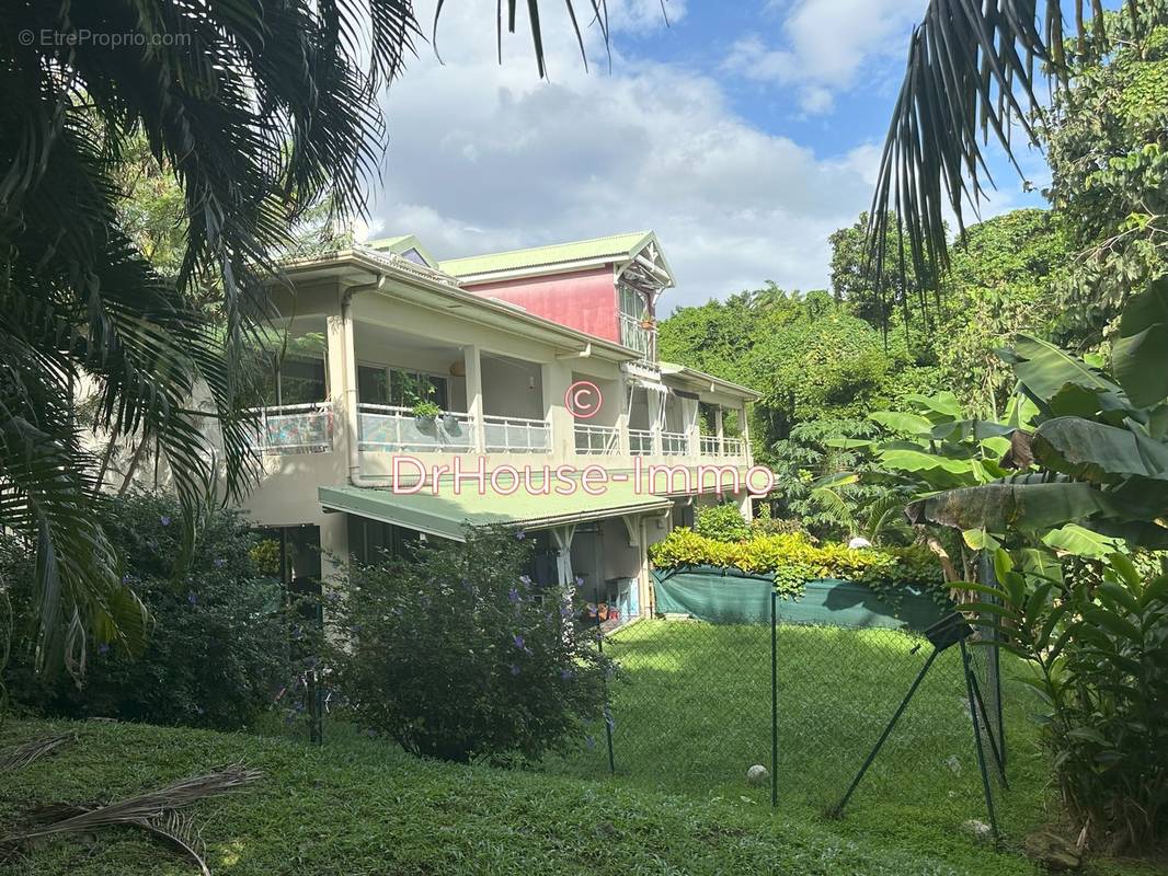 Appartement à SAINTE-MARIE