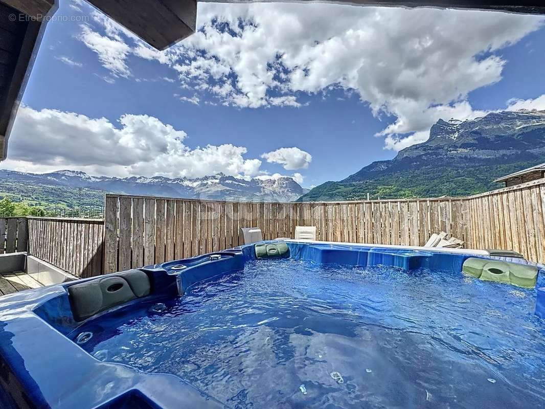 Appartement à SAINT-GERVAIS-LES-BAINS