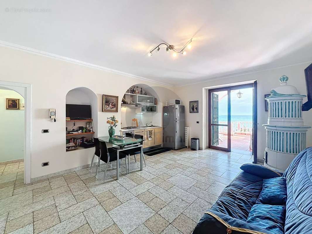 Appartement à MENTON