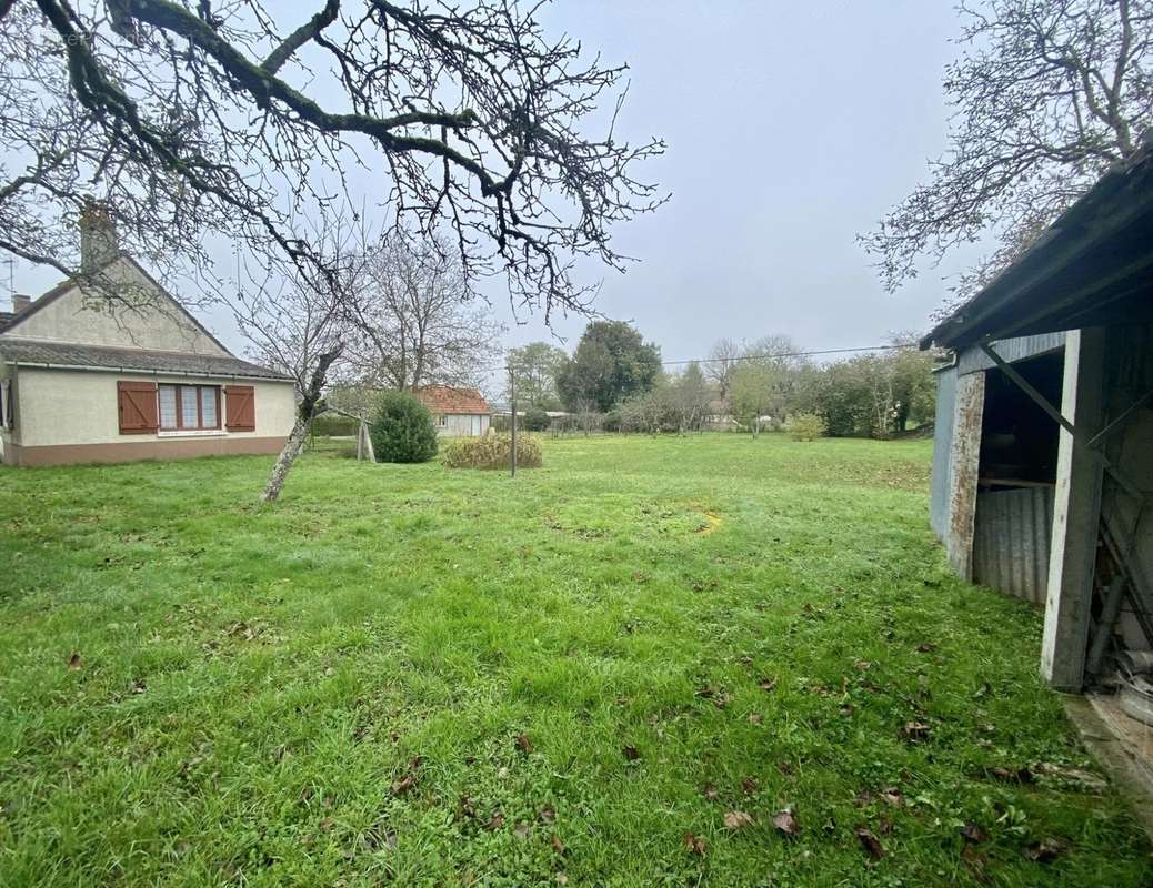 Appartement à DRUY-PARIGNY