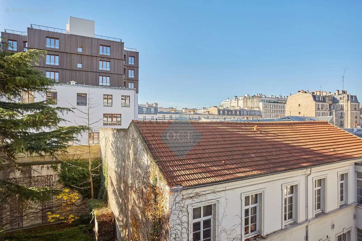 Appartement à PARIS-11E