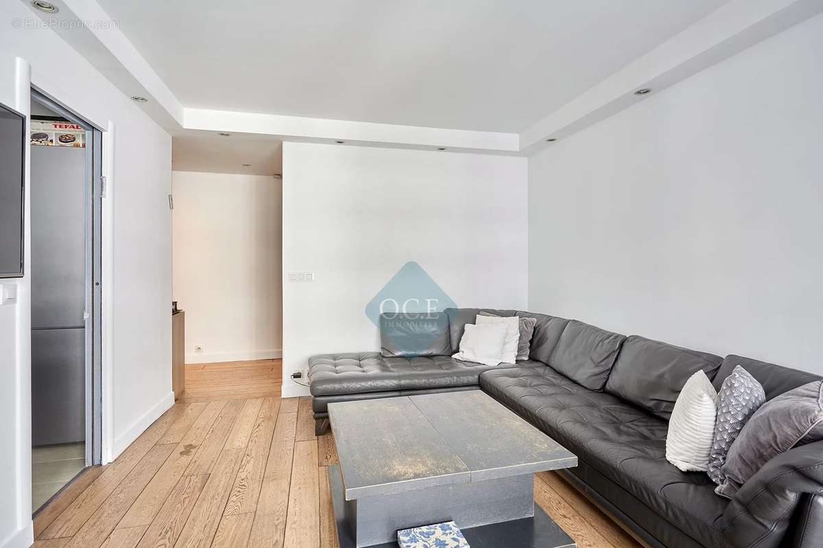 Appartement à PARIS-11E