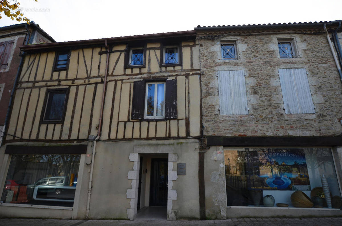 Facade 1 - Maison à EAUZE