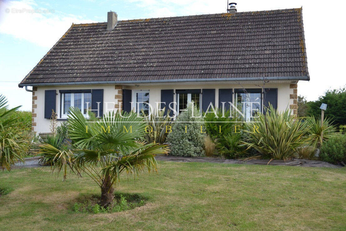 Maison à SAINT-PAIR-SUR-MER