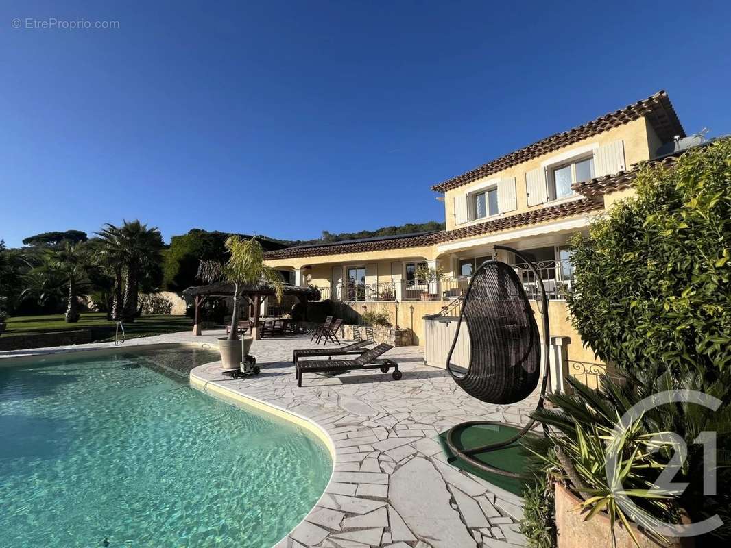 Maison à MOUGINS