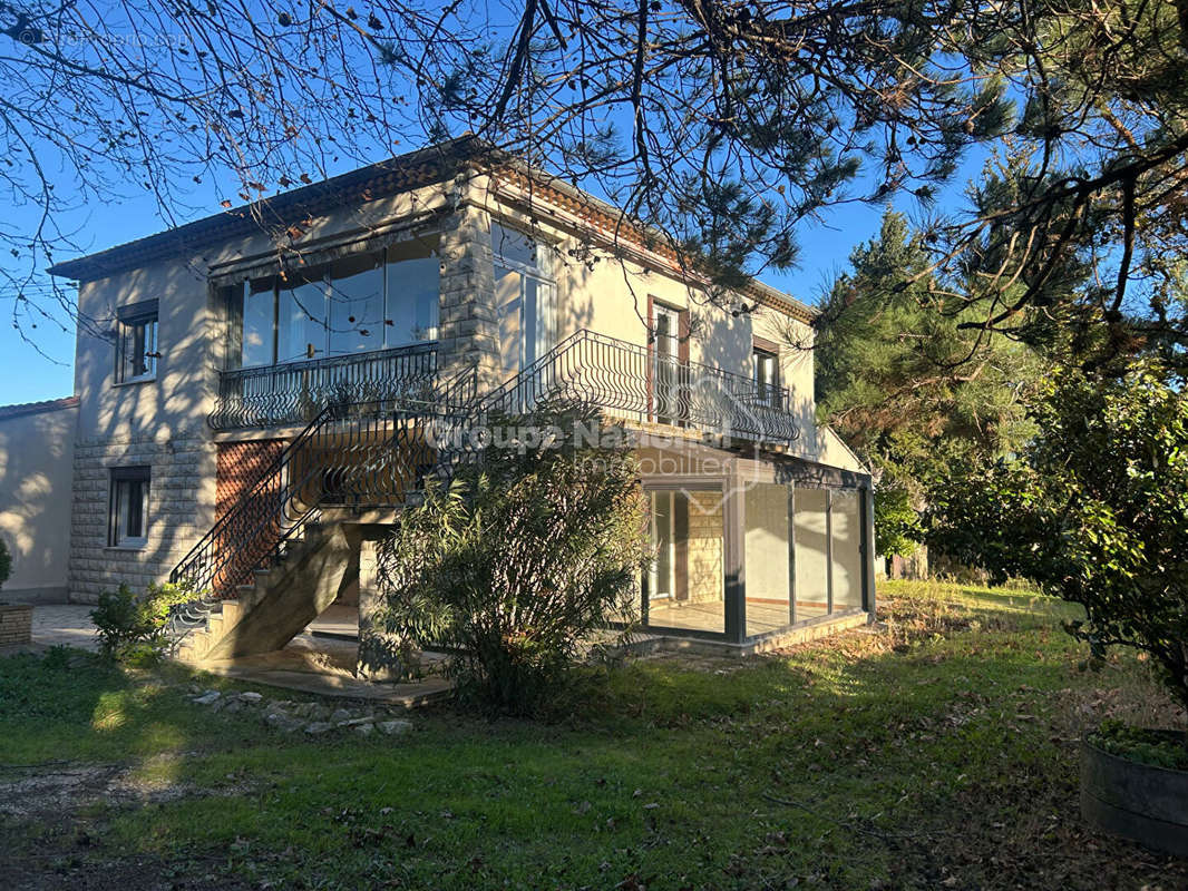 Maison à ROQUEMAURE