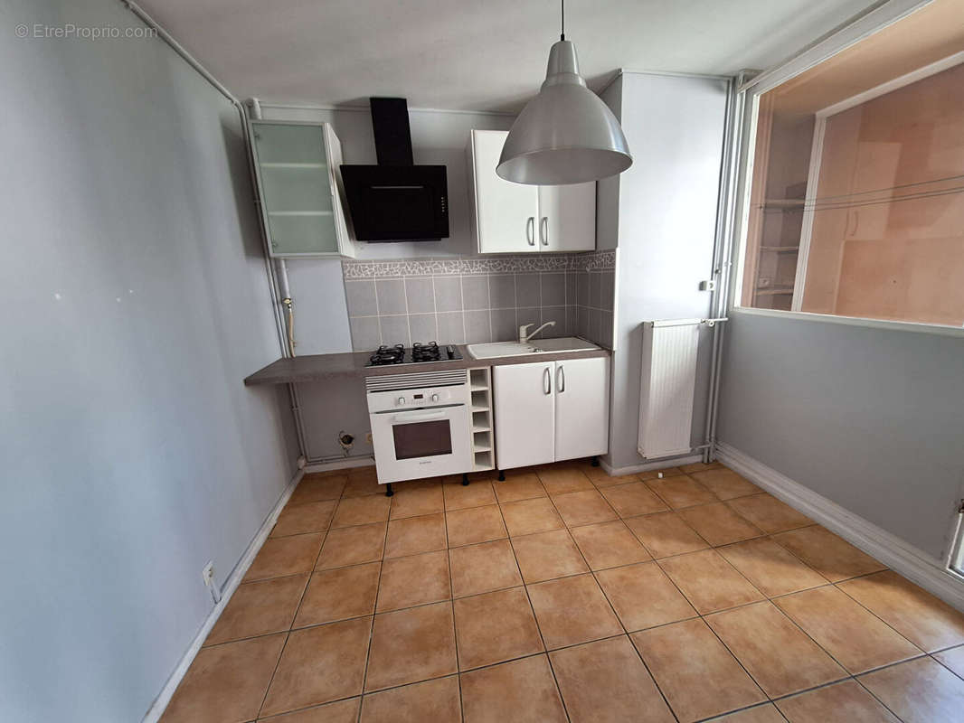 Appartement à MARSEILLE-14E