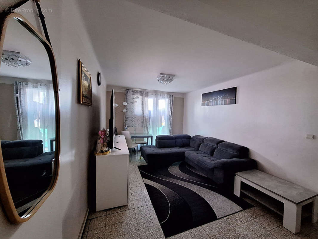 Appartement à MARSEILLE-14E