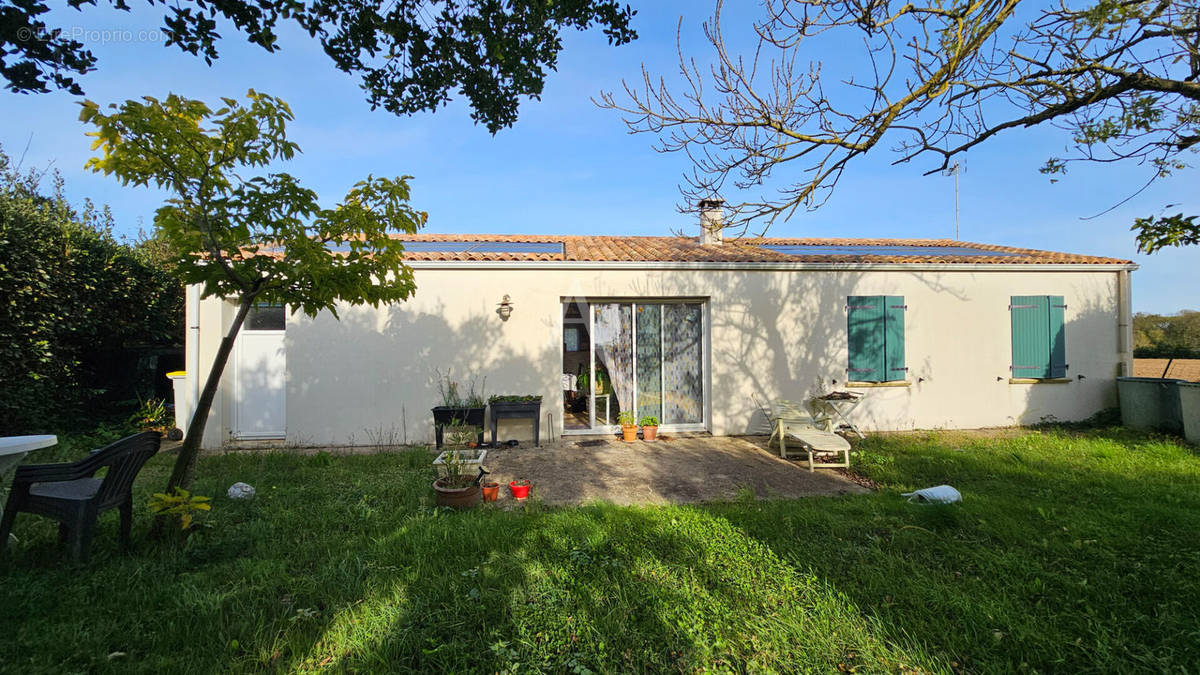 Maison à PORT-DES-BARQUES