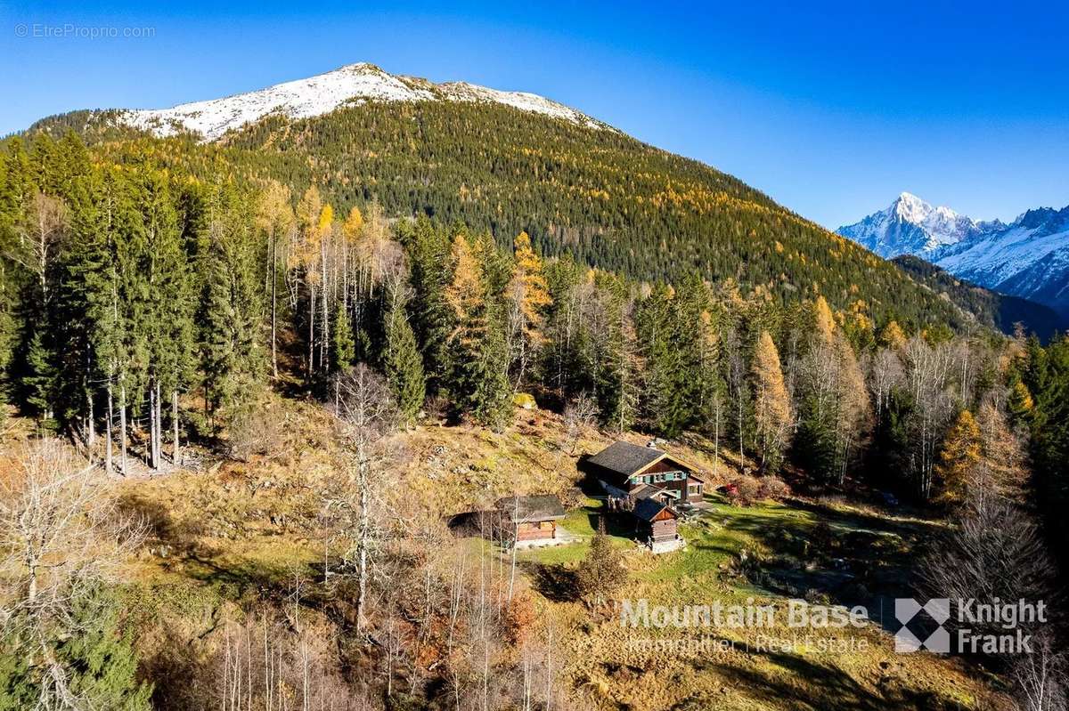 Maison à LES HOUCHES