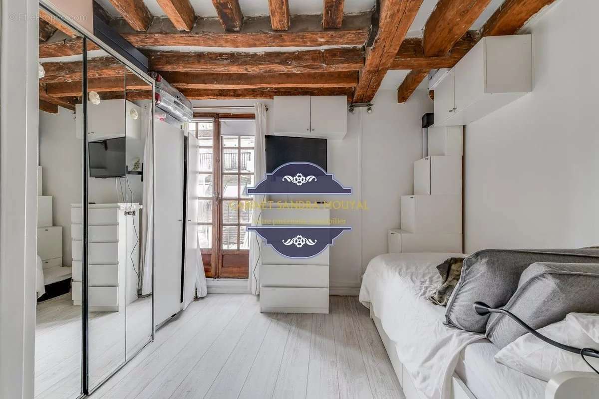 Appartement à PARIS-6E