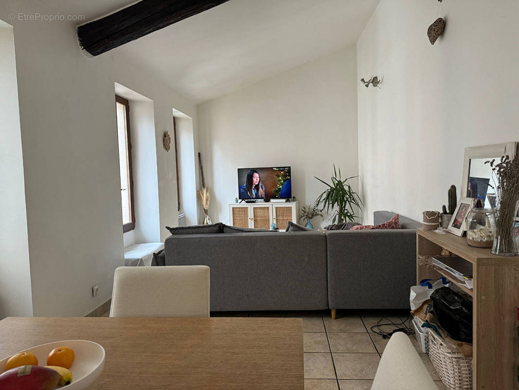 Appartement à MARSEILLE-8E