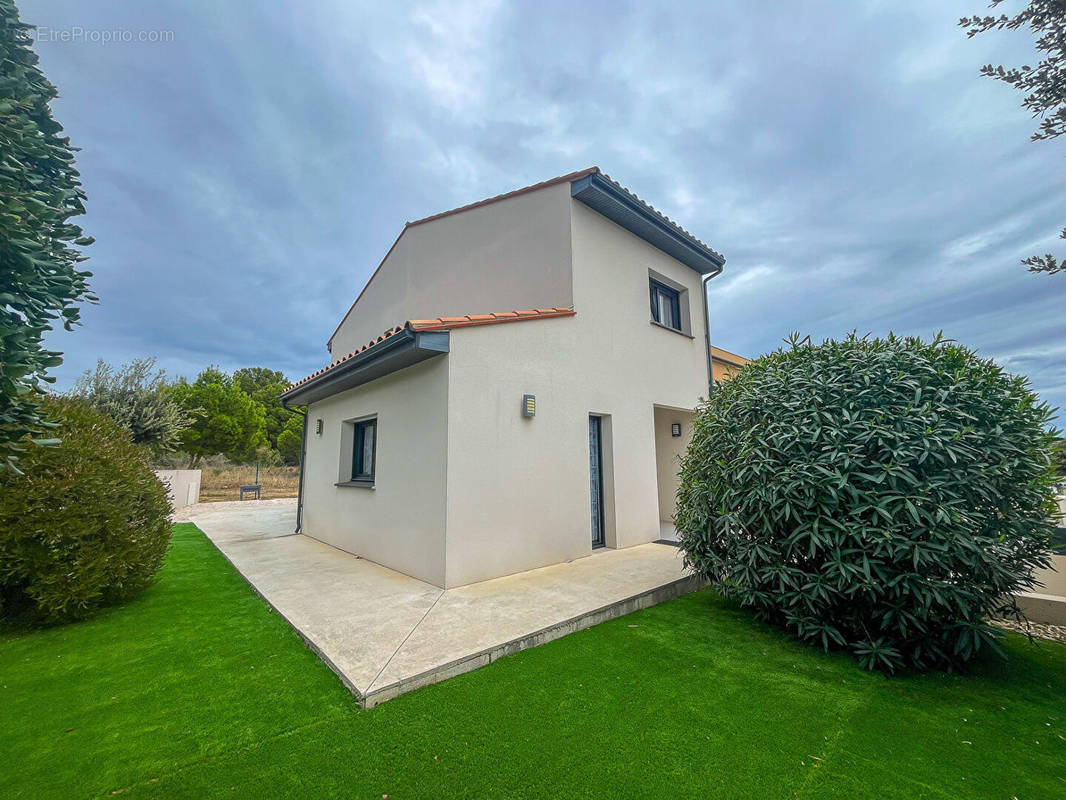 Maison à LATOUR-BAS-ELNE