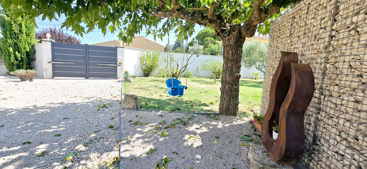 Maison à VAISON-LA-ROMAINE