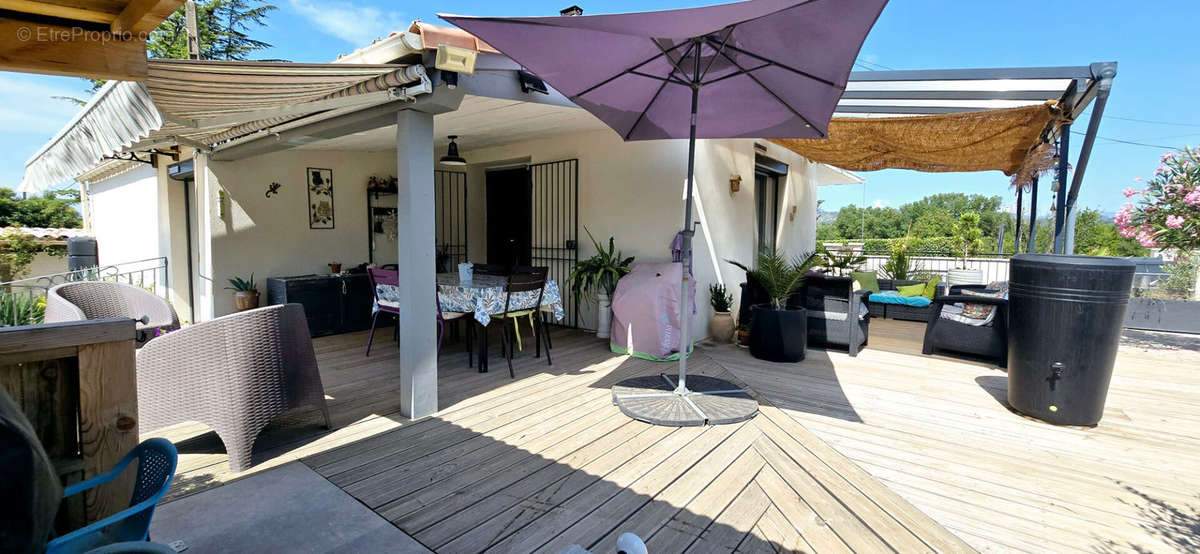 Maison à VAISON-LA-ROMAINE