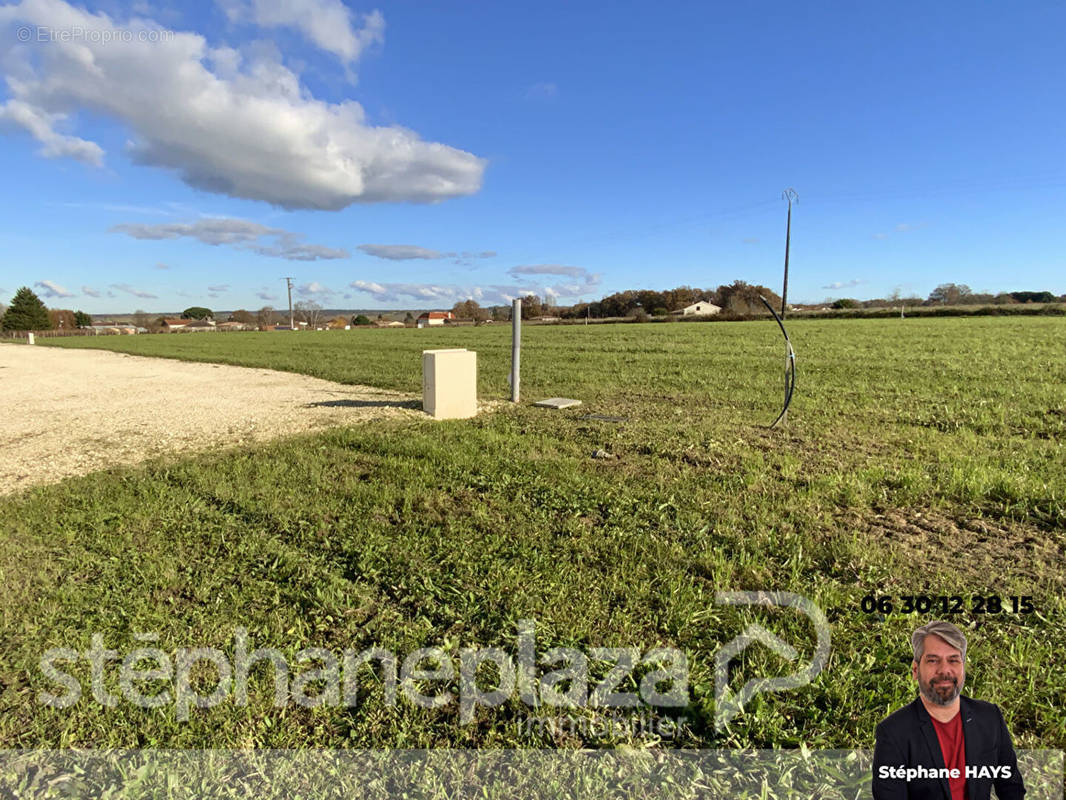 Terrain à MERIGNAC