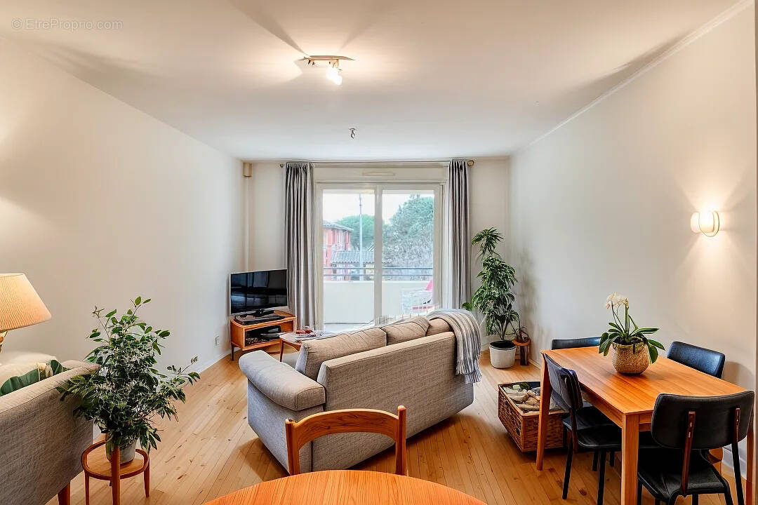 Appartement à COLOMIERS