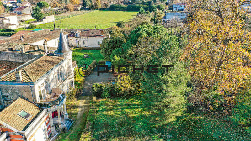 Maison à COGNAC