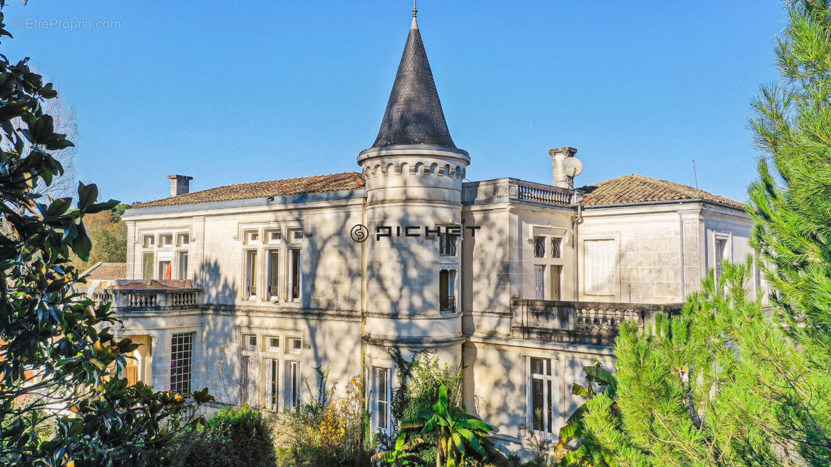 Maison à COGNAC