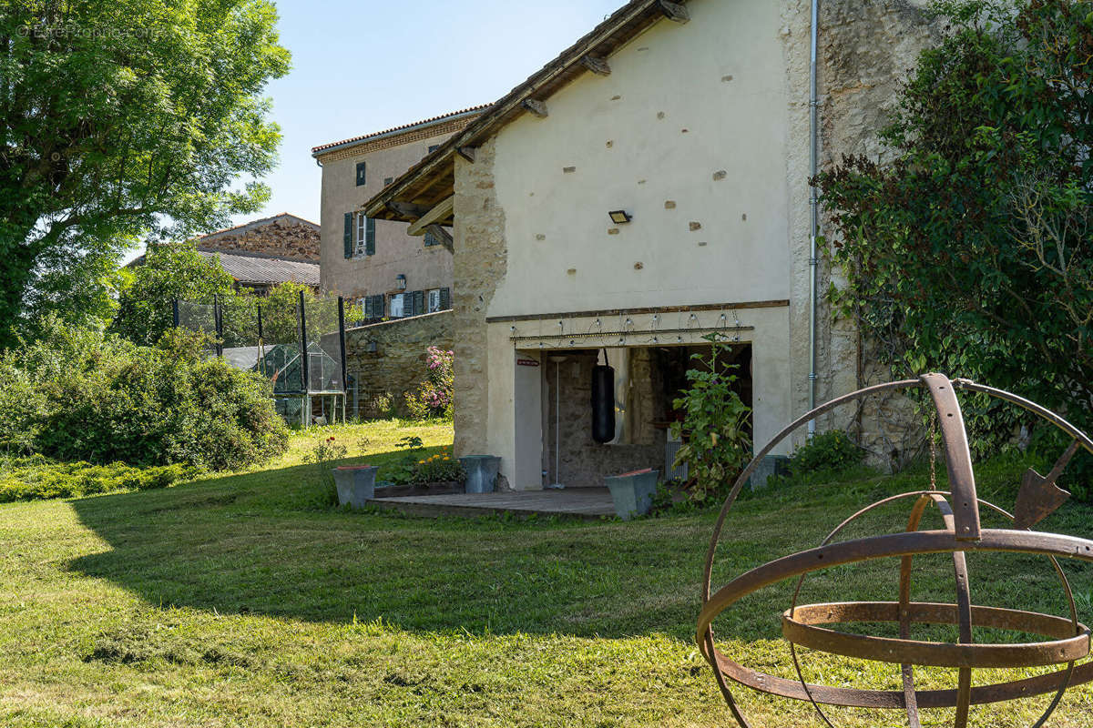 Maison à LAMONTGIE