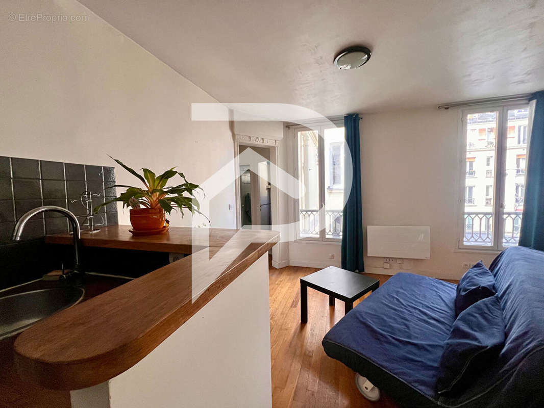 Appartement à PARIS-17E