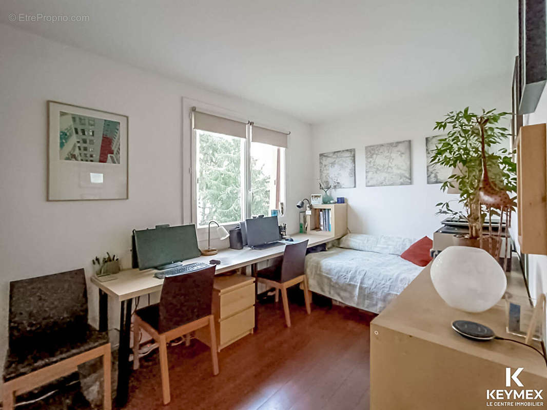 Appartement à BIEVRES