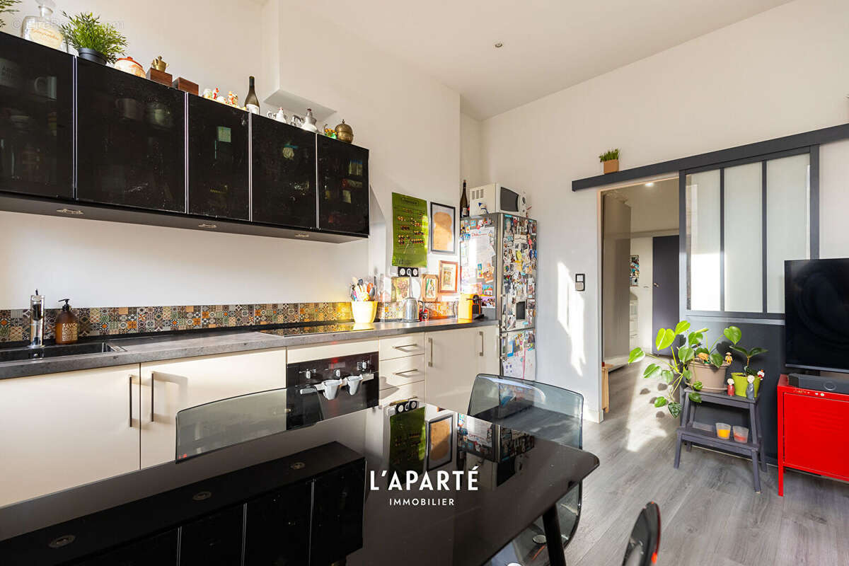 Appartement à MARSEILLE-7E