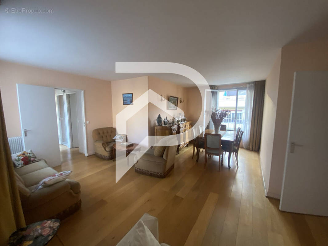 Appartement à VINCENNES