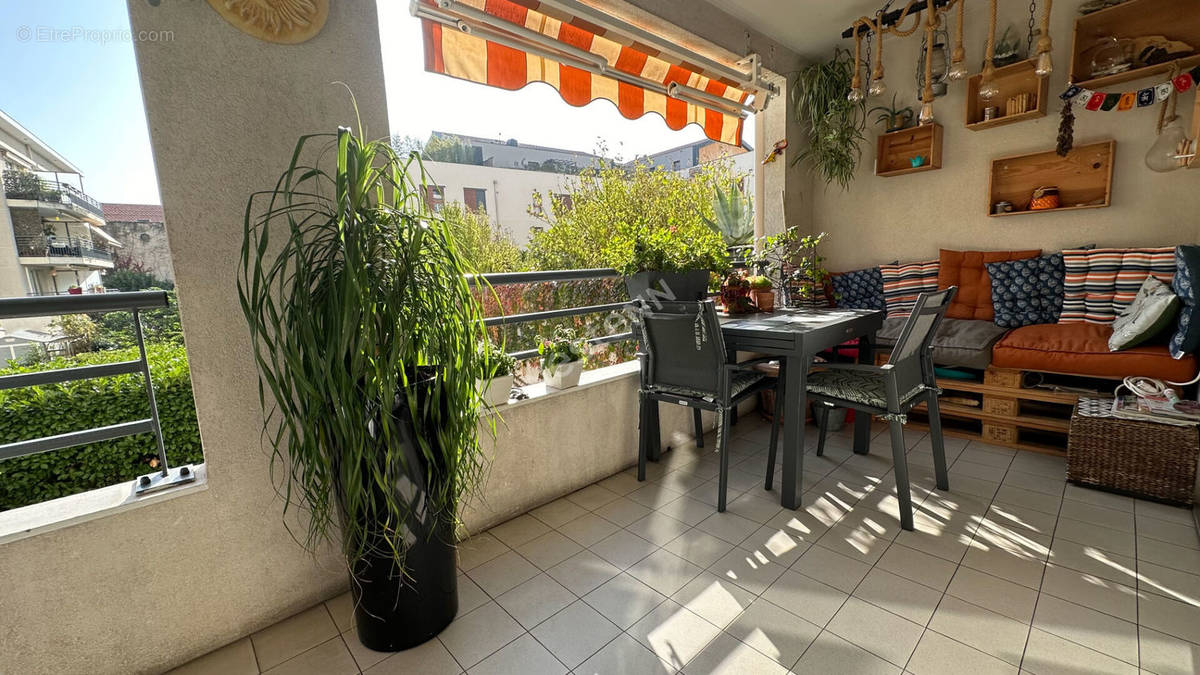 Appartement à VILLEURBANNE