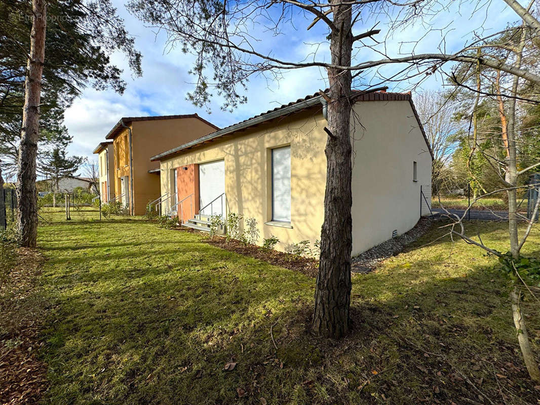 Maison à BAZIEGE