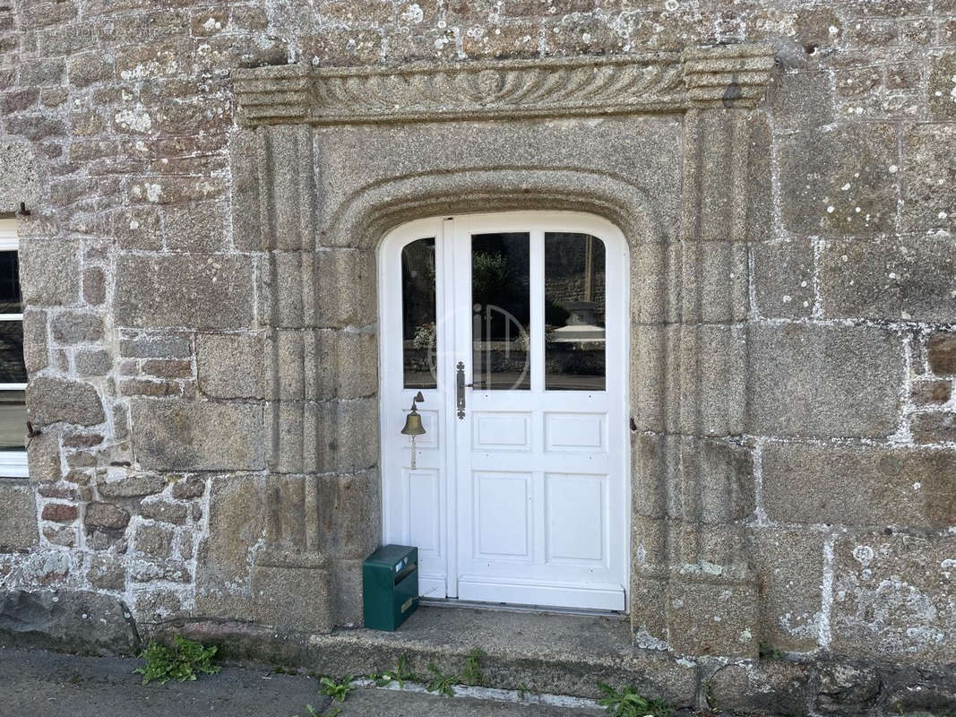 Maison à FOUGERES