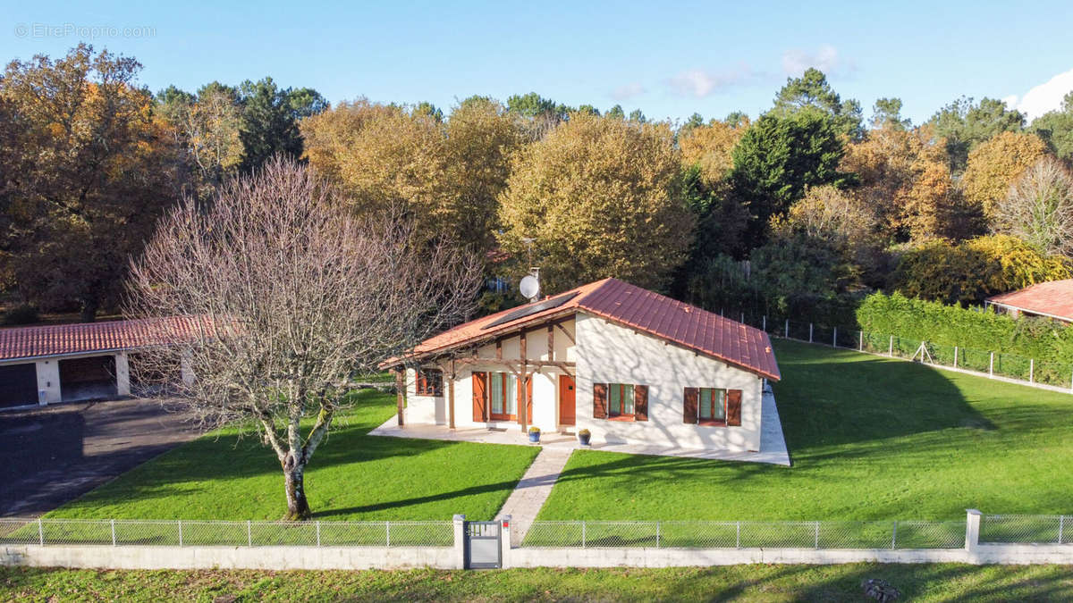 Maison à TRENSACQ