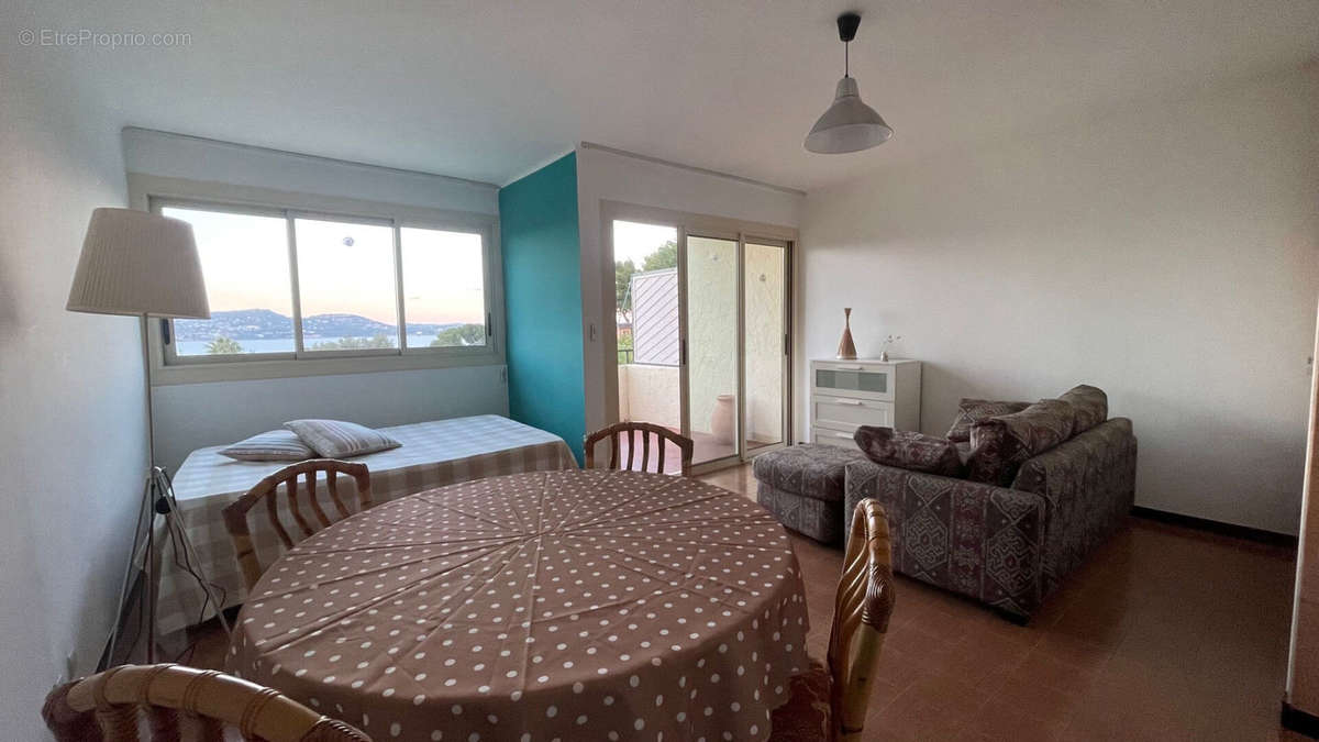 Appartement à HYERES